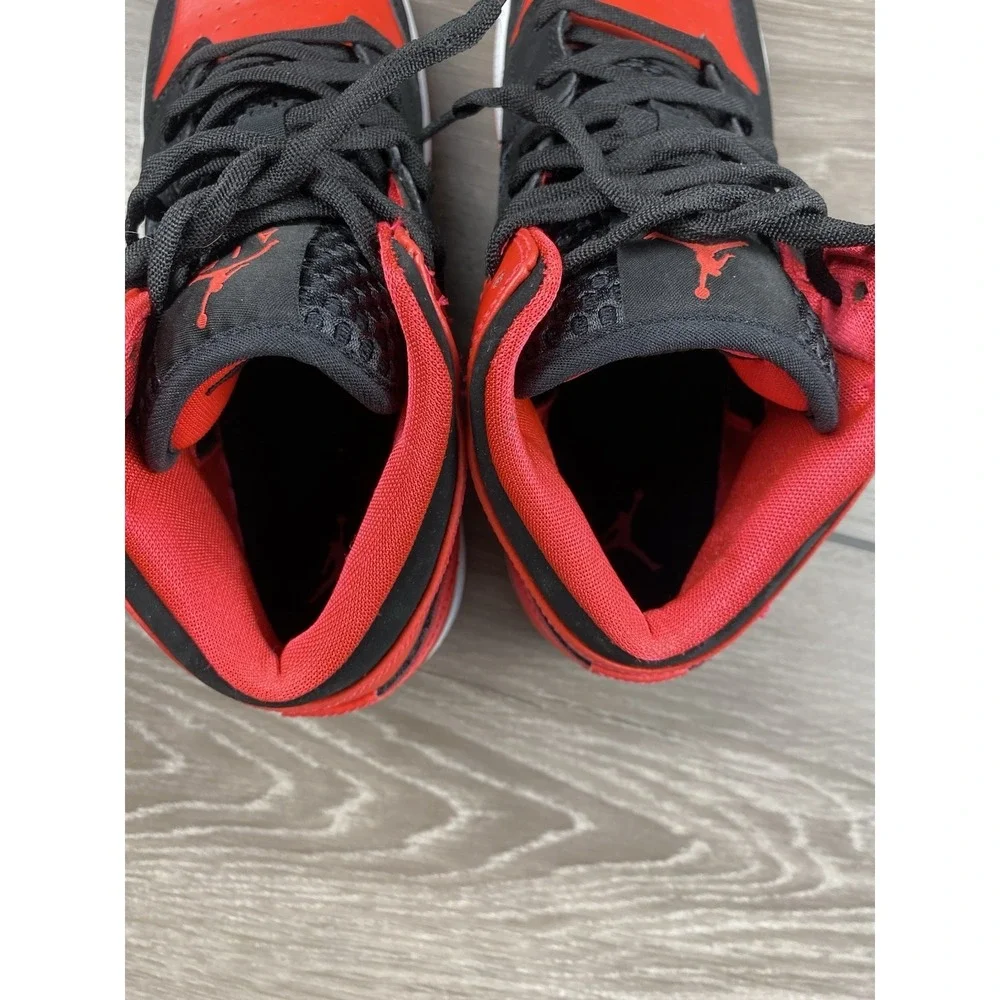 Nike Air Jordan 1‎ Flight Black Red 364781-017 Youth 6.5Y Sneakers